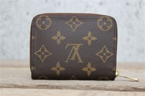 louis vuitton circle coin purse|zippy coin purse Louis Vuitton.